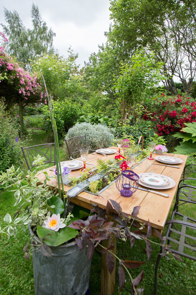 table de jardin intérieur extérieur